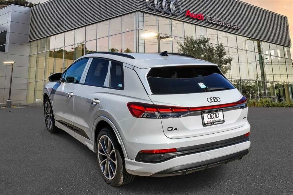 New 2026 Audi Q4 e-tron 55 Premium SUV