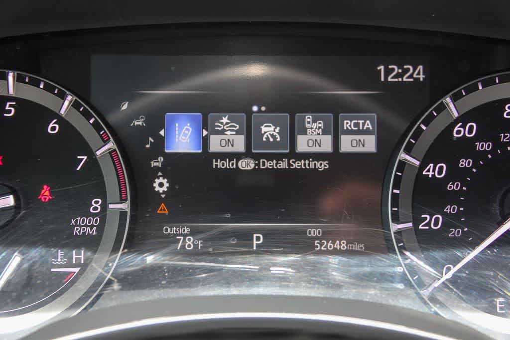 Thumbnail: 2021 Toyota Highlander - 23