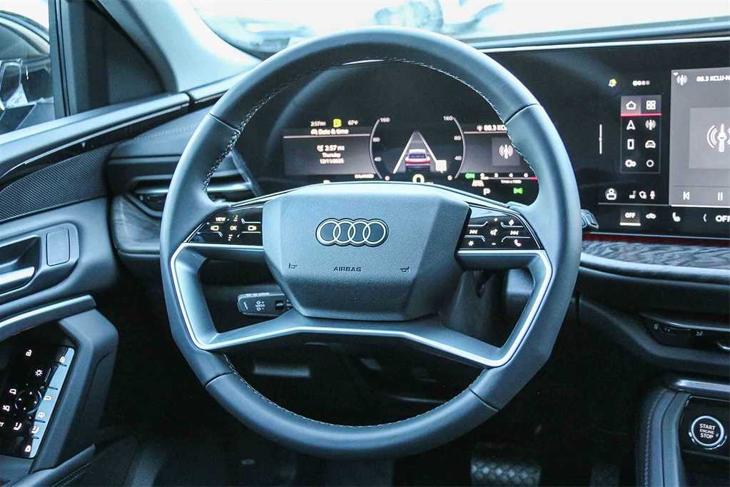 Thumbnail: 2025 Audi Q5 - 16