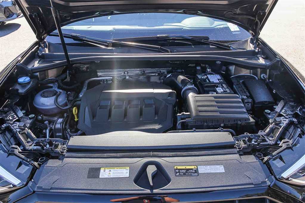 Thumbnail: 2025 Audi Q3 - 26