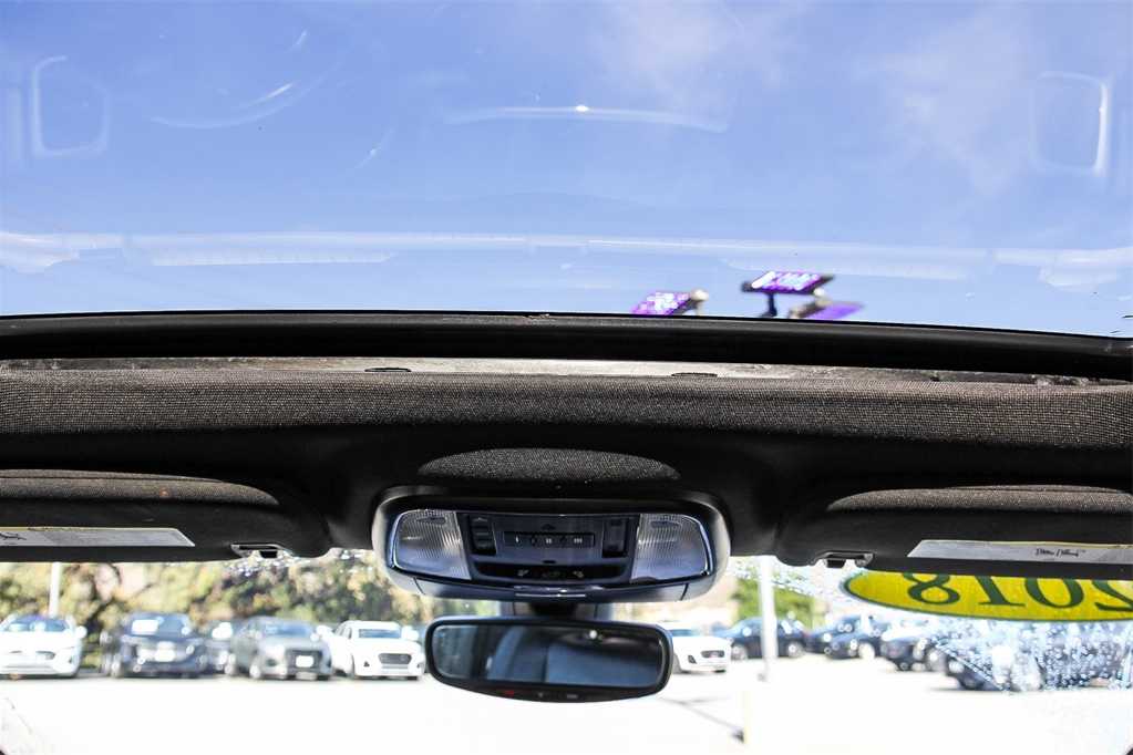 Thumbnail: 2018 Jeep Grand Cherokee - 12