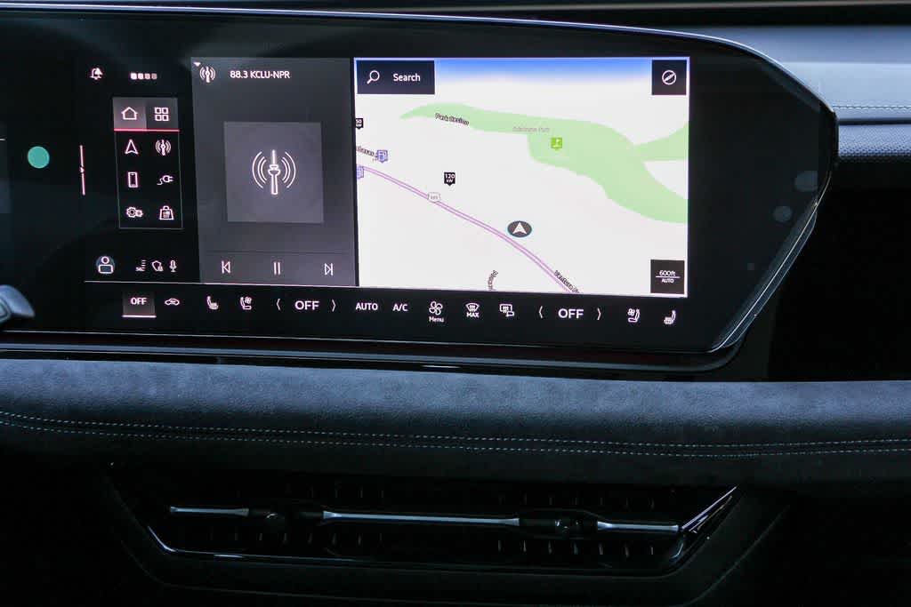 Thumbnail: 2025 Audi e-tron S - 15