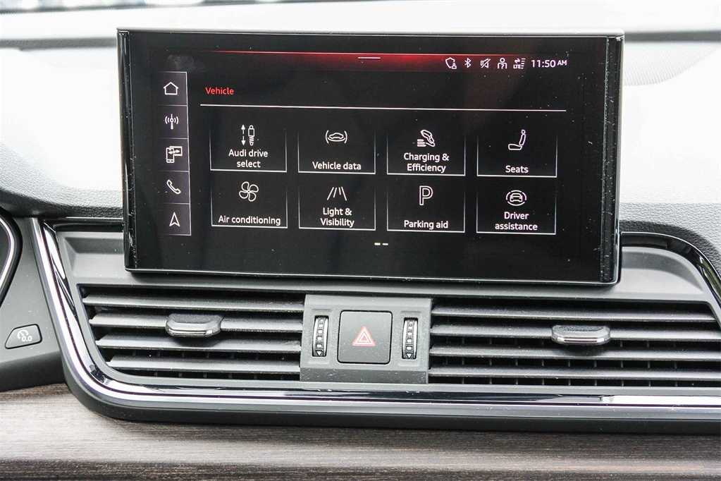 Thumbnail: 2025 Audi Q5 - 15