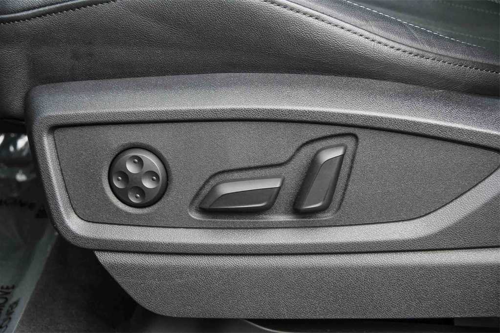 Thumbnail: 2025 Audi Q5 - 21