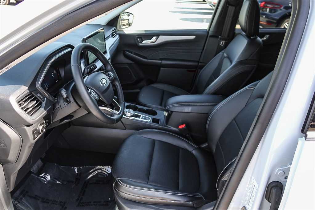 Thumbnail: 2025 Ford Escape - 17