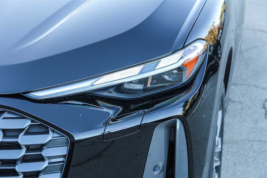 Thumbnail: 2025 Audi Q5 - 7