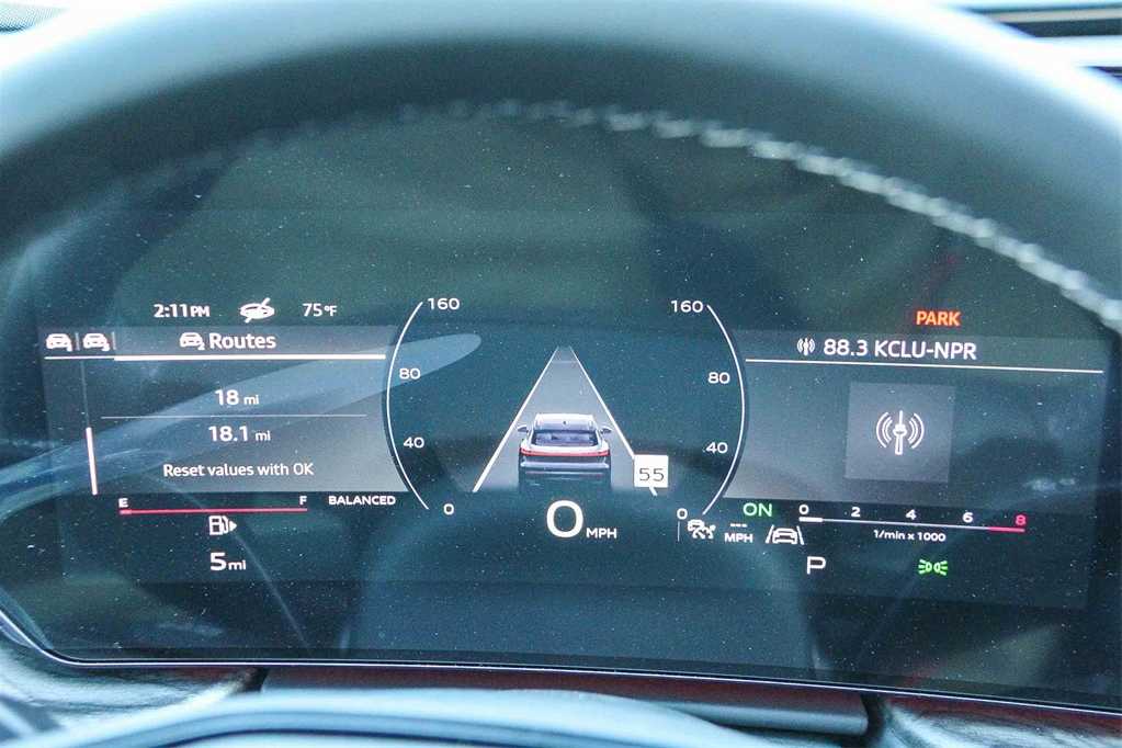 Thumbnail: 2025 Audi Q5 - 24