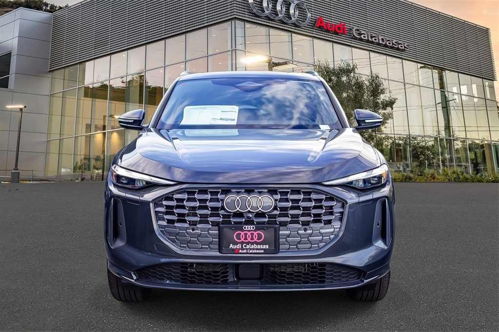 Thumbnail: 2025 Audi Q5 - 6