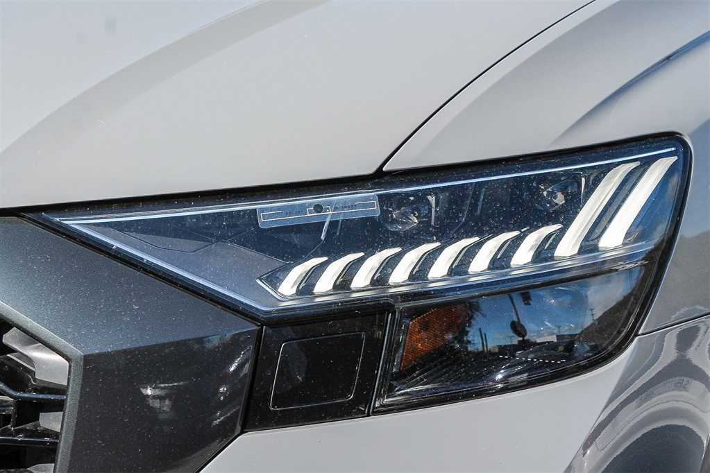 Thumbnail: 2023 Audi RS Q8 - 8
