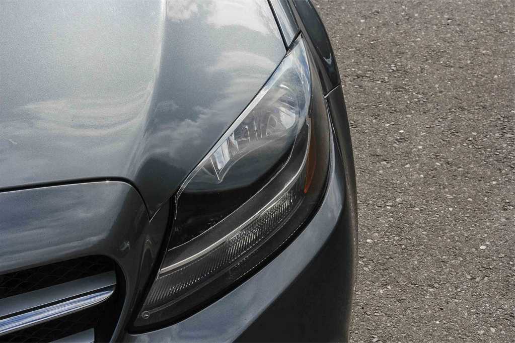 Thumbnail: 2017 Mercedes-Benz C-Class - 7