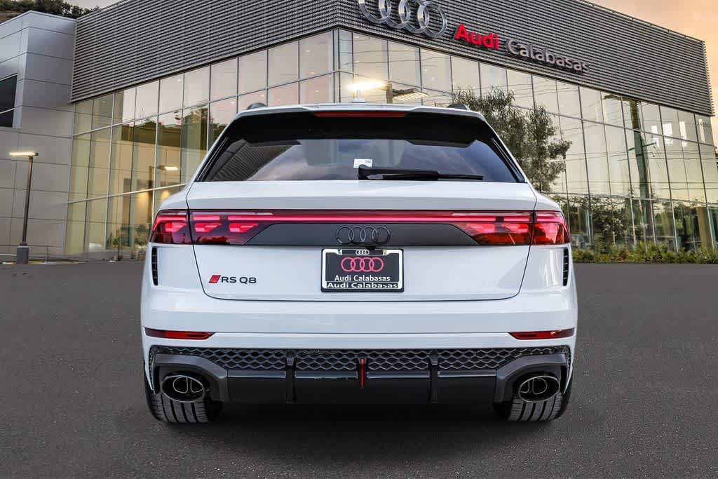 Thumbnail: 2026 Audi RS Q8 - 3