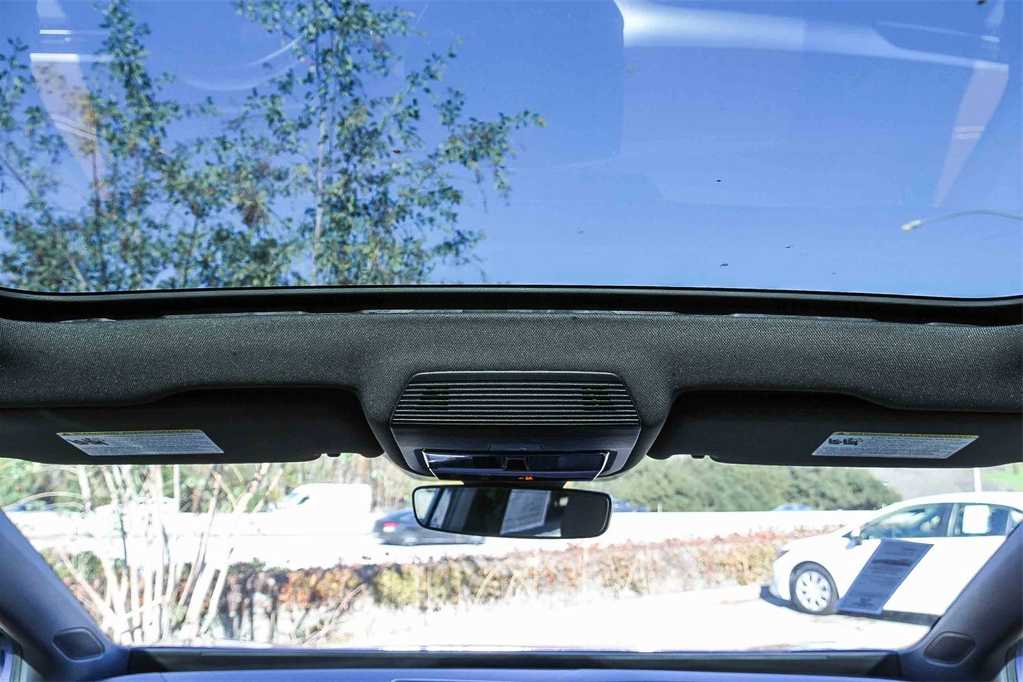 Thumbnail: 2021 Volkswagen ID.4 - 12