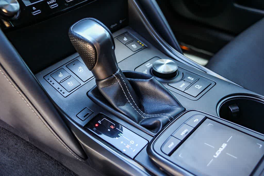 Thumbnail: 2023 Lexus IS - 17