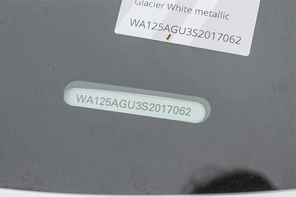 Thumbnail: 2025 Audi SQ5 - 31