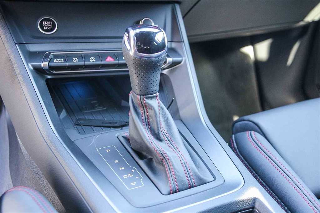 Thumbnail: 2025 Audi Q3 - 20