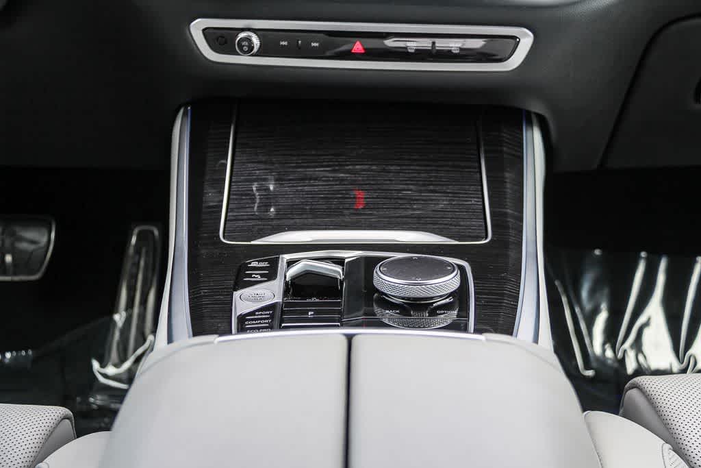 Thumbnail: 2024 BMW X5 - 14