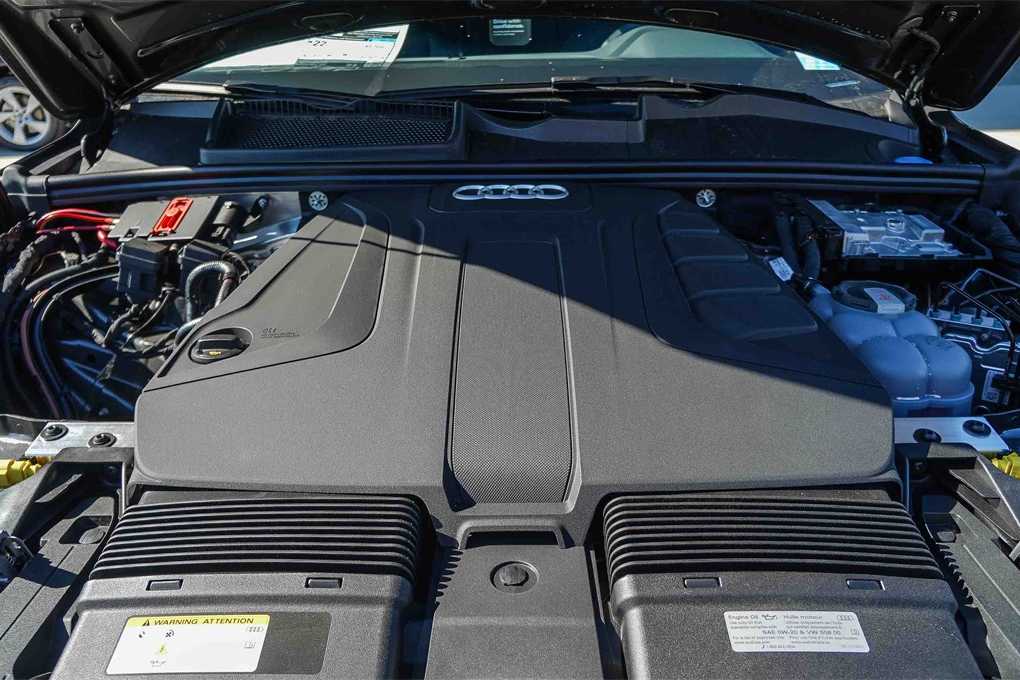 Thumbnail: 2025 Audi Q7 - 30