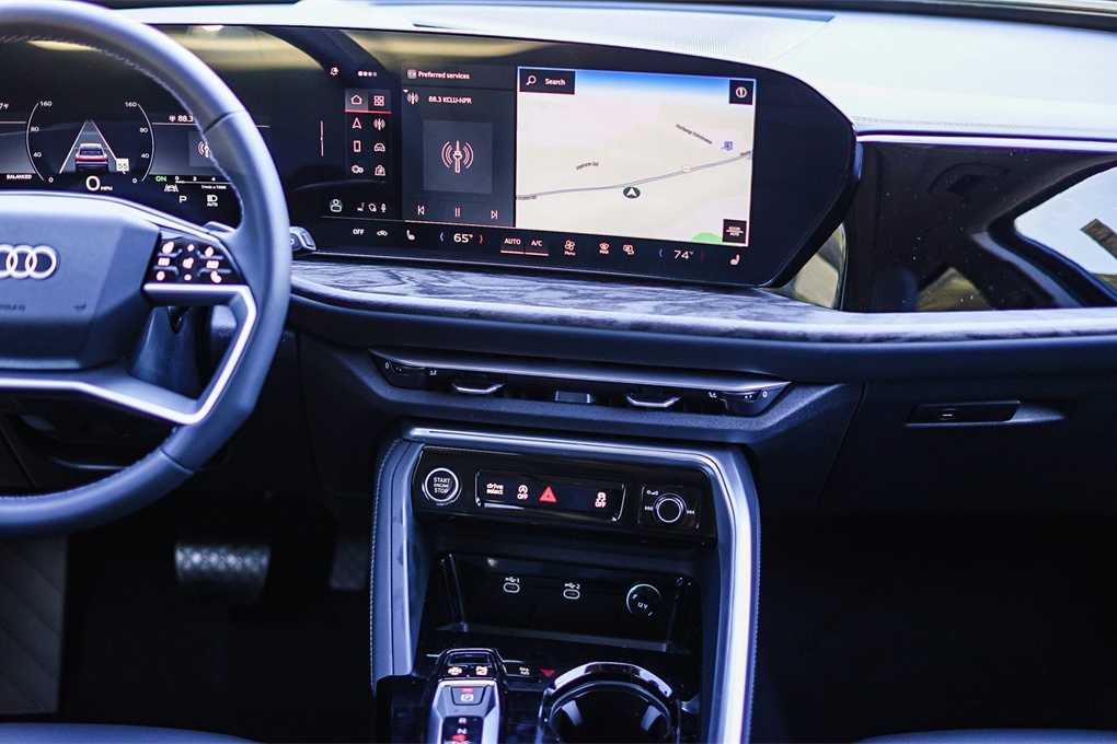 Thumbnail: 2025 Audi Q5 - 13