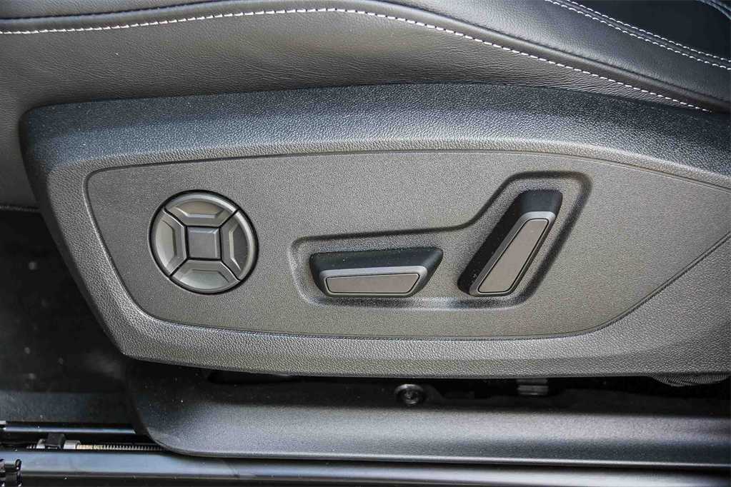 Thumbnail: 2025 Audi Q3 - 21