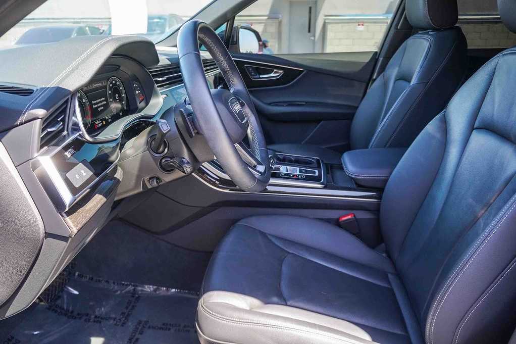 Thumbnail: 2025 Audi Q7 - 20