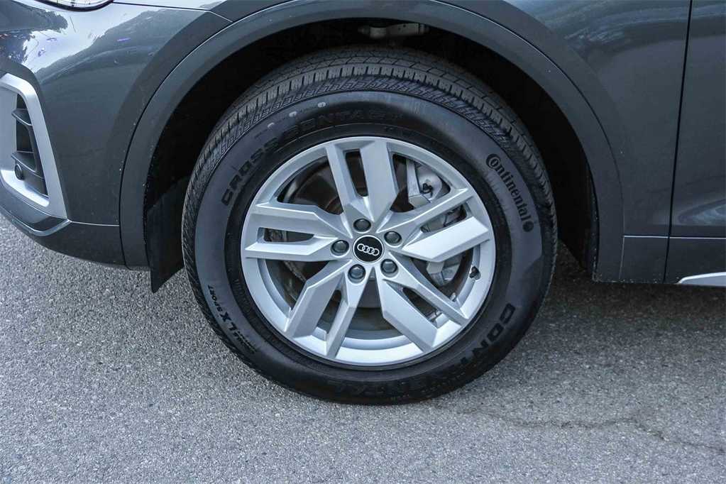 Thumbnail: 2022 Audi Q5 - 9