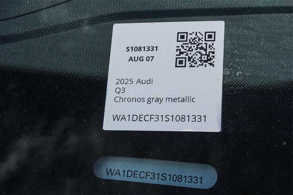Thumbnail: 2025 Audi Q3 - 28
