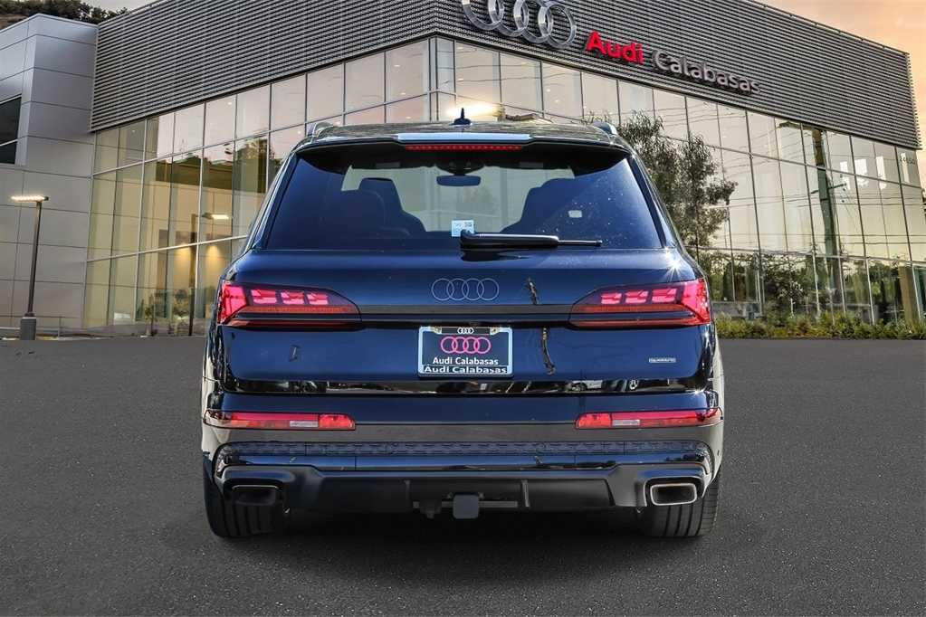 Thumbnail: 2026 Audi Q7 - 3