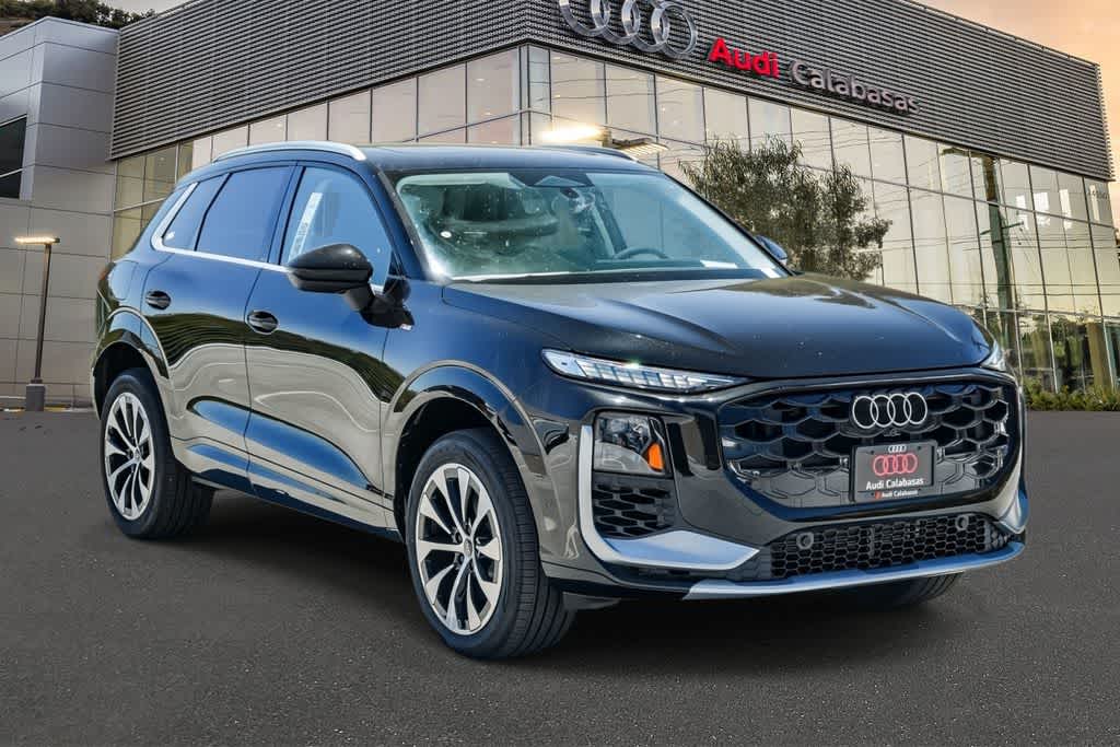 Thumbnail: 2026 Audi Q3 - 3