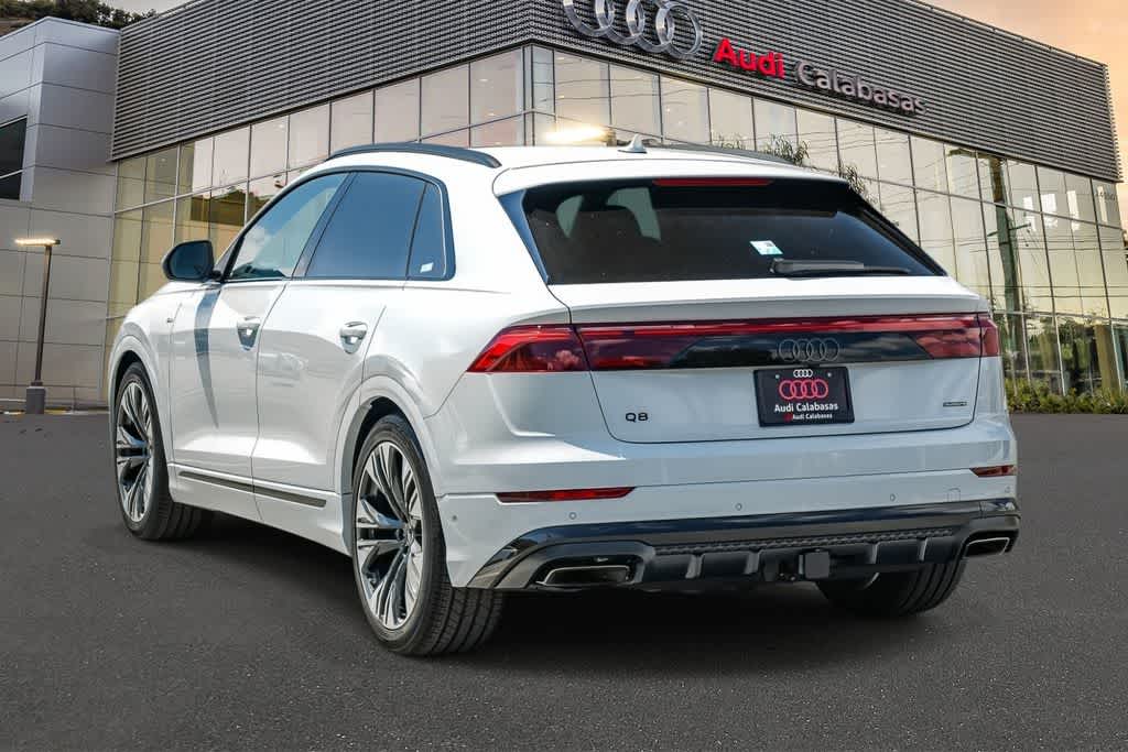 Thumbnail: 2026 Audi Q8 - 6