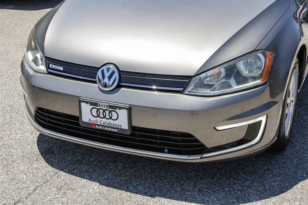 Thumbnail: 2015 Volkswagen e-Golf - 8