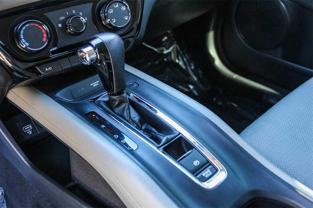 Thumbnail: 2022 Honda HR-V - 19