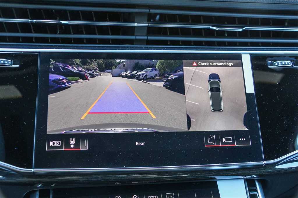 Thumbnail: 2025 Audi Q7 - 23