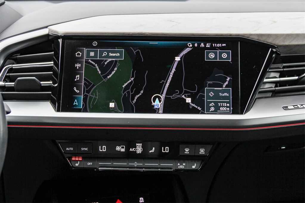 Thumbnail: 2023 Audi Q4 e-tron - 15