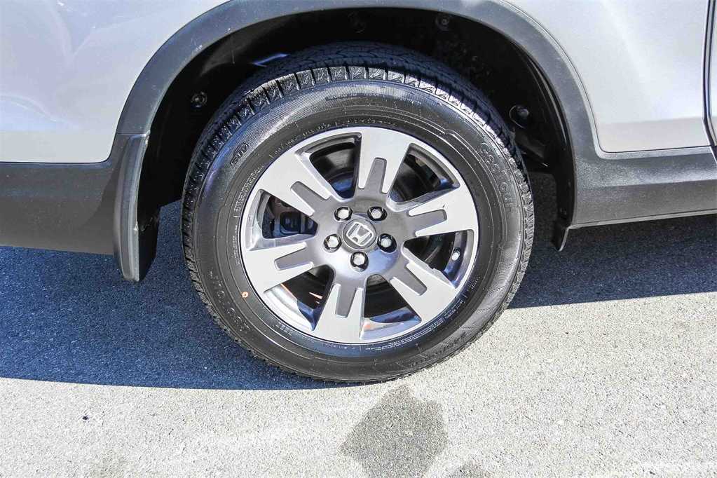 Thumbnail: 2017 Honda Ridgeline - 10