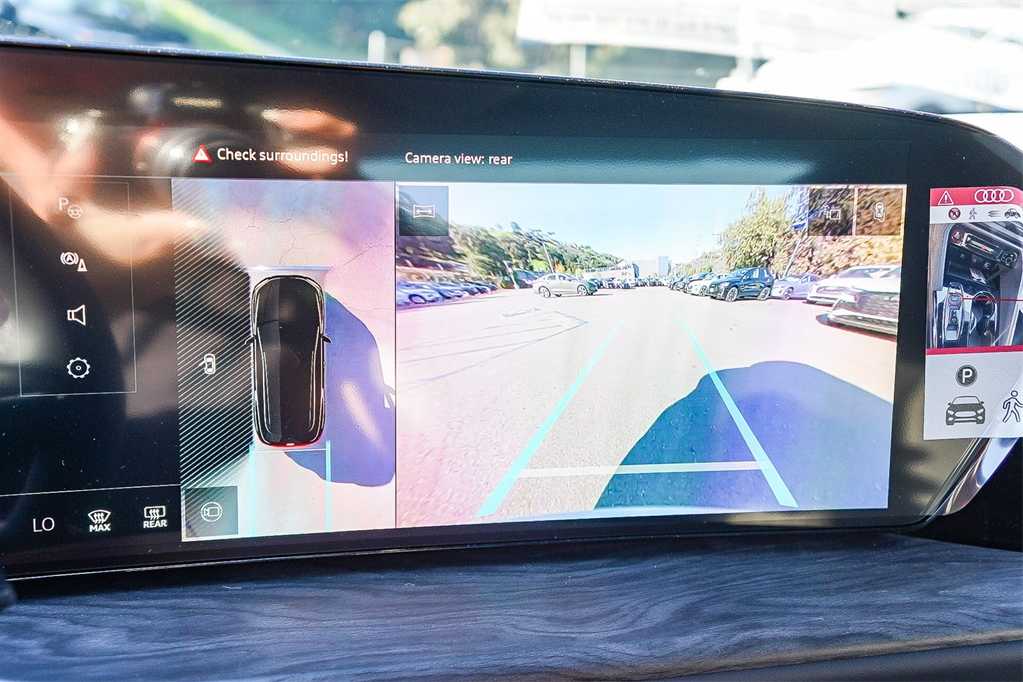 Thumbnail: 2025 Audi Q5 - 27