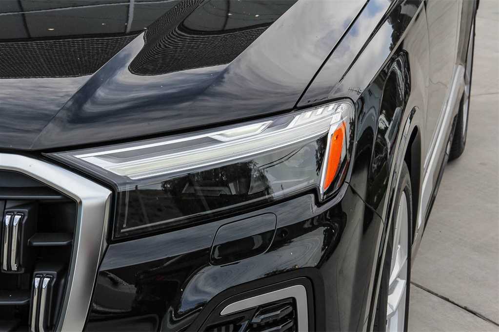 Thumbnail: 2025 Audi Q7 - 7