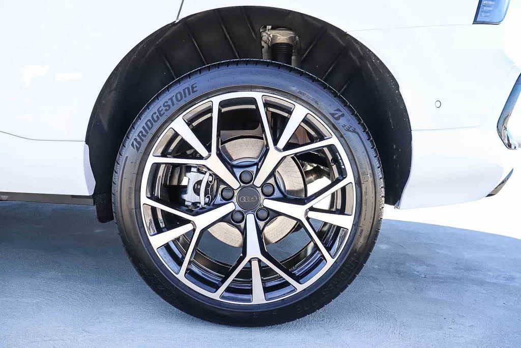 Thumbnail: 2026 Audi Q3 - 13