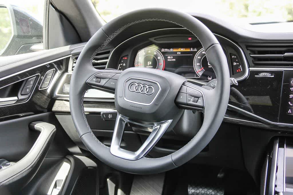 Thumbnail: 2026 Audi Q8 - 16