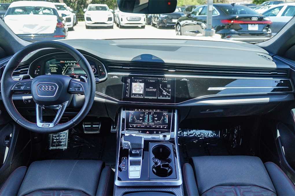 Thumbnail: 2024 Audi RS Q8 - 13