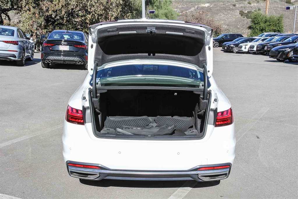 Thumbnail: 2022 Audi A4 - 25