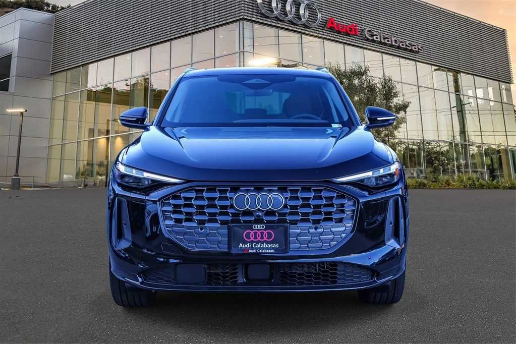 Thumbnail: 2025 Audi Q5 - 6