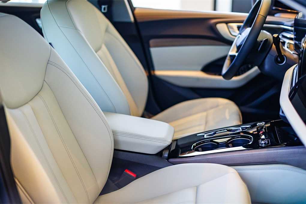 Thumbnail: 2025 Audi A5 - 13