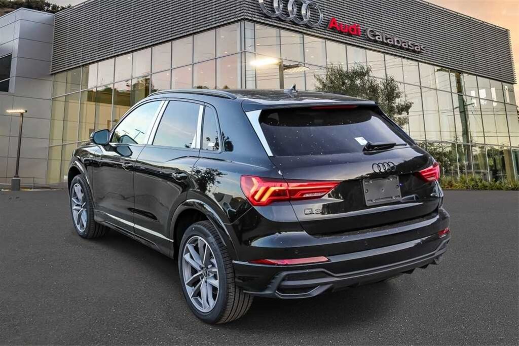 New 2025 Audi Q3 45 S line Premium SUV