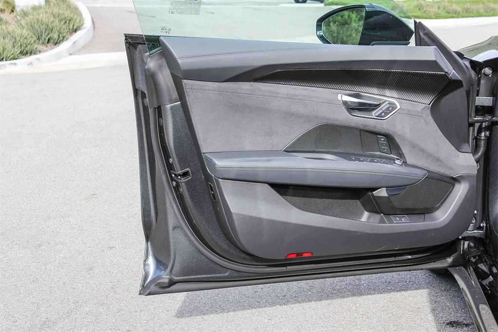 Thumbnail: 2026 Audi e-tron GT - 22