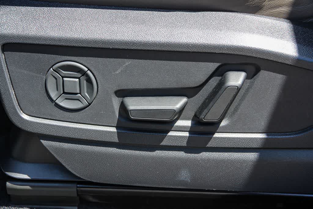 Thumbnail: 2025 Audi Q5 - 21
