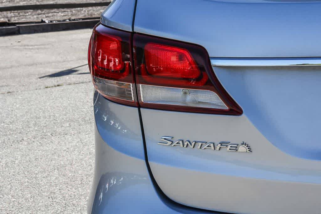 Thumbnail: 2017 Hyundai Santa Fe - 9
