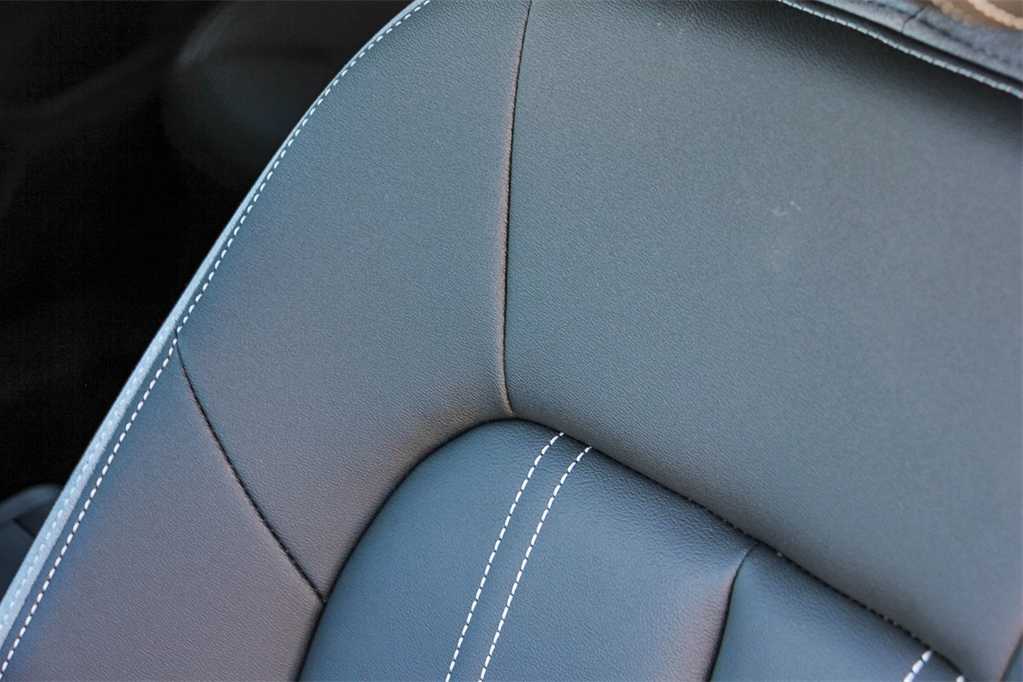 Thumbnail: 2026 Audi Q4 e-tron - 25