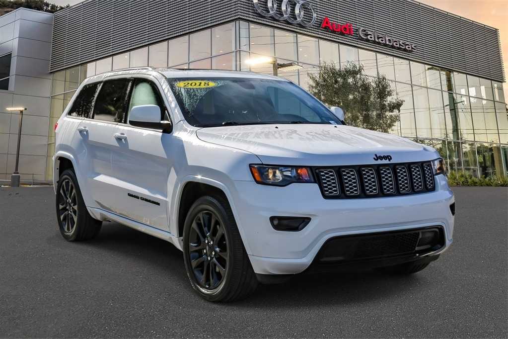 Thumbnail: 2018 Jeep Grand Cherokee - 5