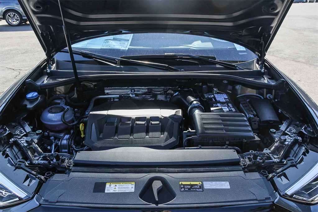 Thumbnail: 2025 Audi Q3 - 27