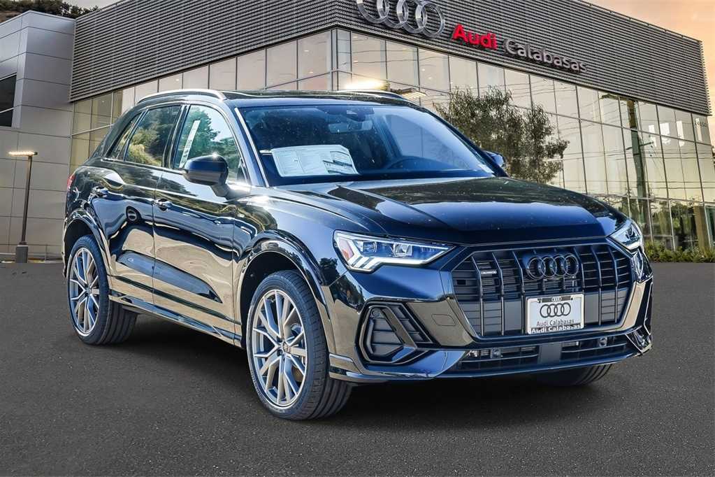 Thumbnail: 2025 Audi Q3 - 3